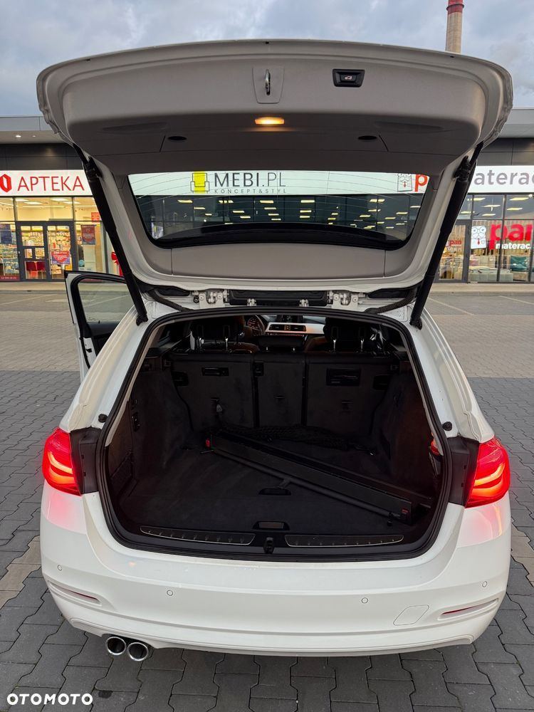 BMW Seria 3 320i Advantage - 13