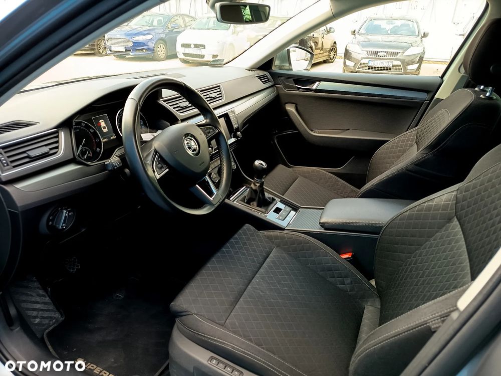 Skoda Superb 1.4 TSI ACT Style - 10