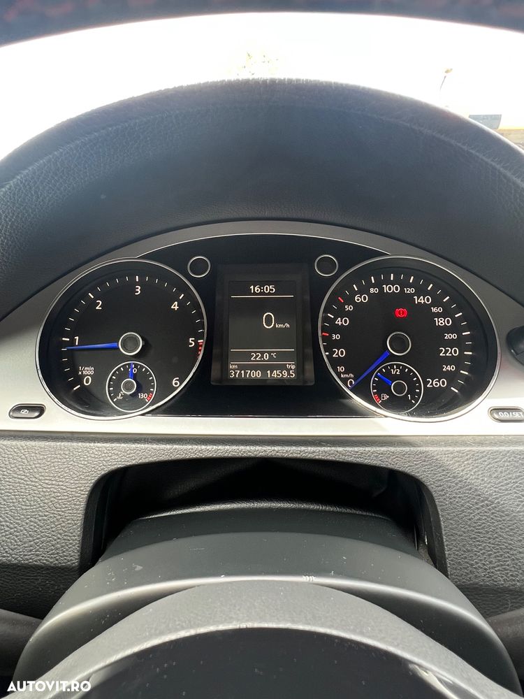 Volkswagen Passat 2.0 TDI BlueMotion Technology Exclusive - 7
