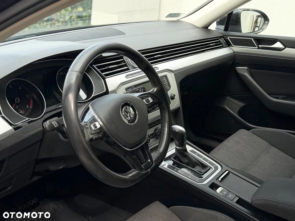 Volkswagen Passat 2.0 TDI BMT Comfortline DSG - 14