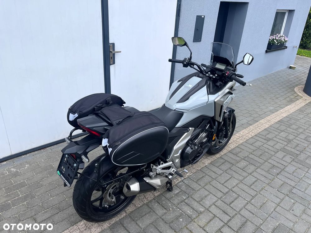 Honda NC - 19