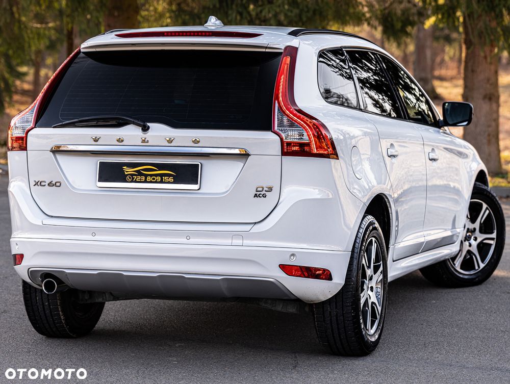 Volvo XC 60 D3 Momentum - 4