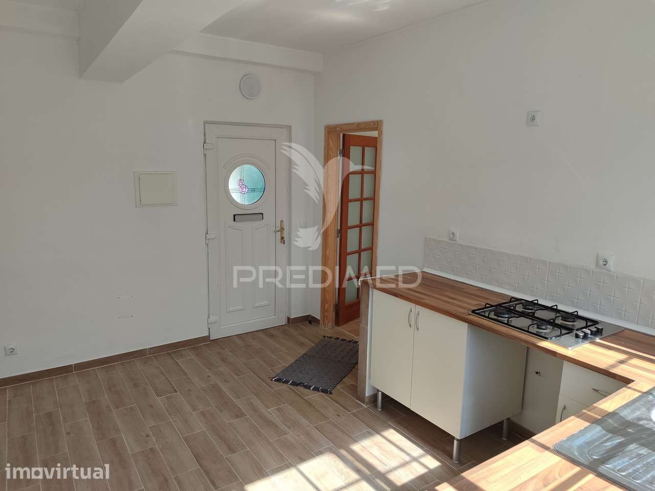 Casa T2 a estrear com quintal e Garagem A 1 Hora de Lisboa - Grande imagem: 3/12