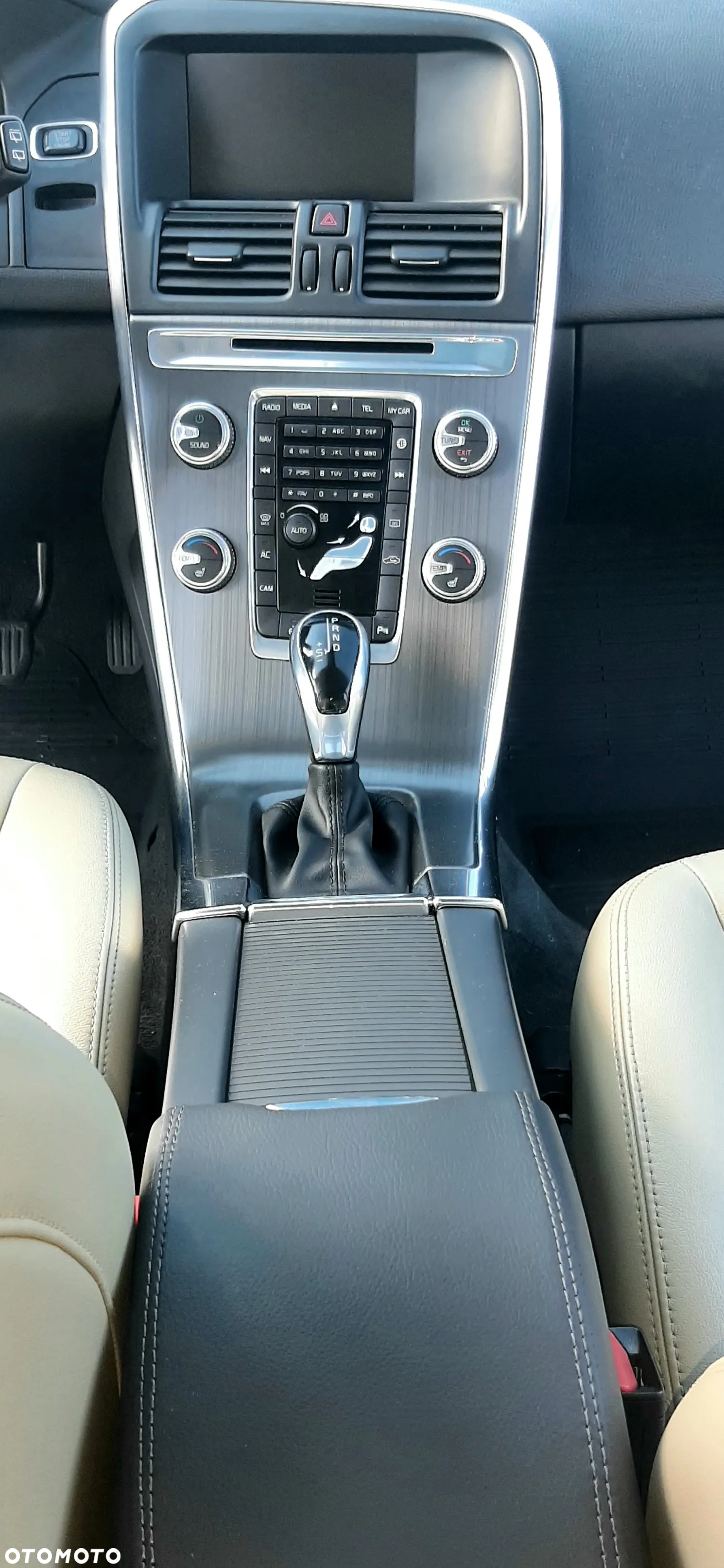 Volvo XC 60 T6 AWD Drive-E Summum - 16