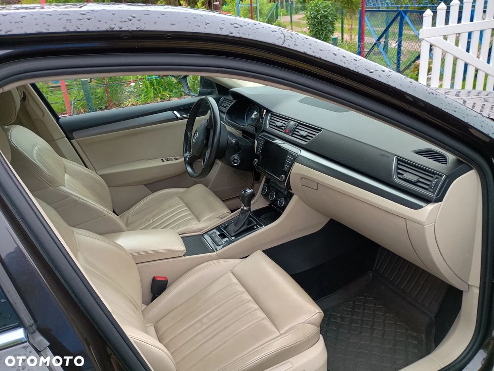Skoda Superb 1.6 TDI DSG Style - 7