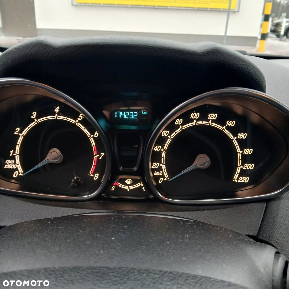 Ford Fiesta 1.0 EcoBoost Start-Stop SYNC Edition - 14