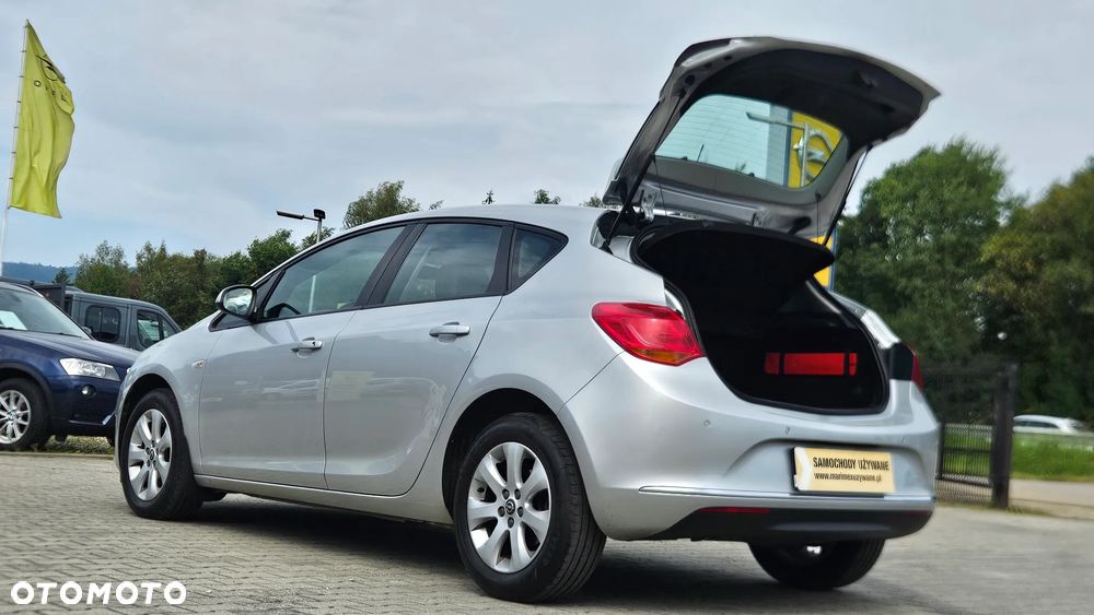 Opel Astra 1.6 Enjoy - 20
