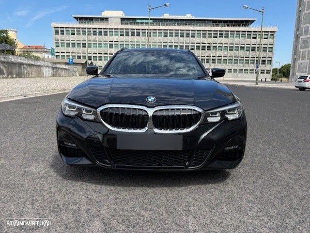 BMW 320 d Pack Desportivo M Auto - 2