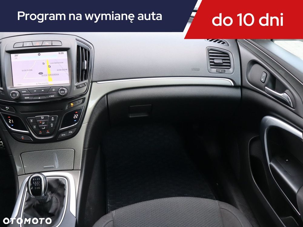 Opel Insignia - 10