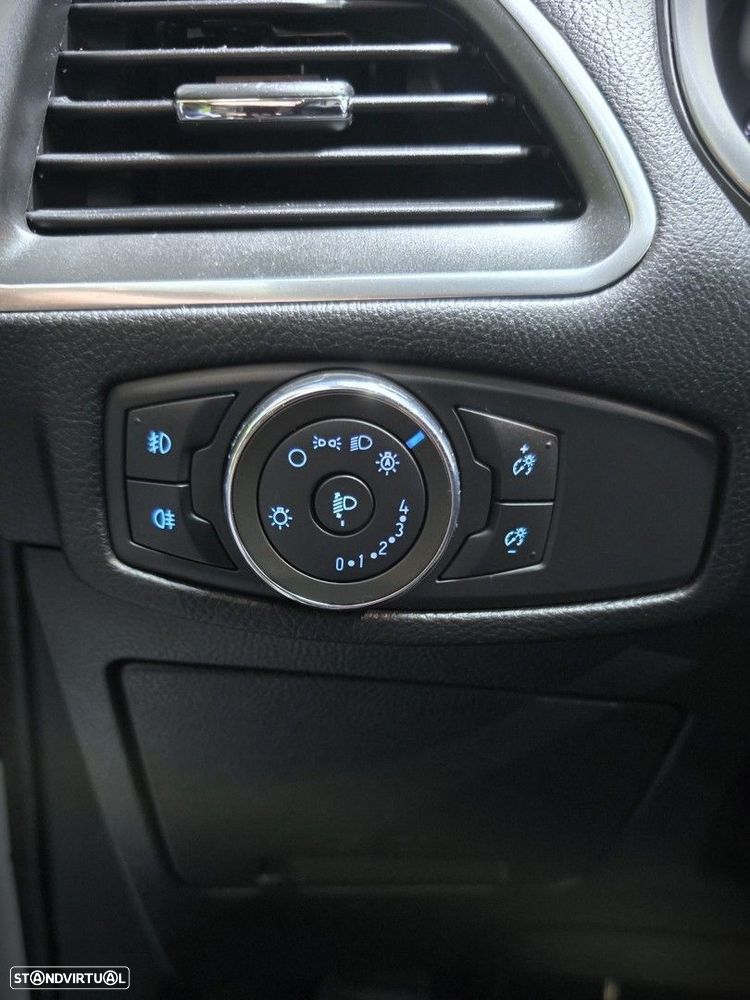 Ford S-Max 2.0 TDCi Titanium - 21