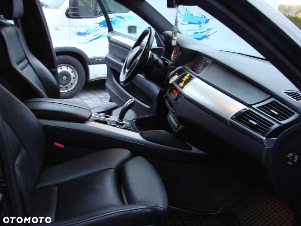BMW X6 - 18