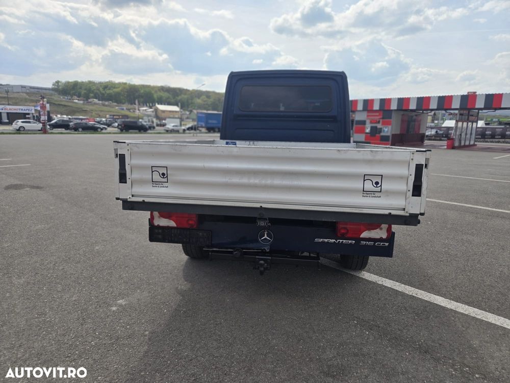 Mercedes-Benz Sprinter - 10