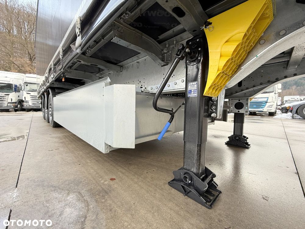 Schmitz Cargobull VARIOS + KOSZ NA 24 PALETY - 27