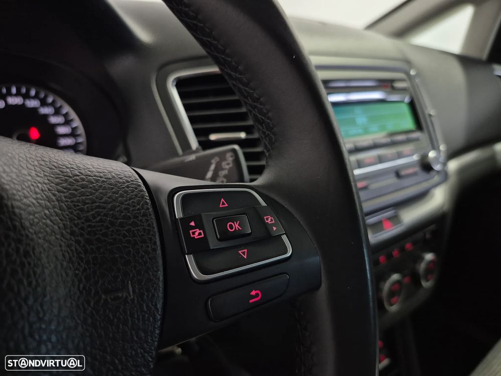 VW Sharan 2.0 TDI Highline - 16