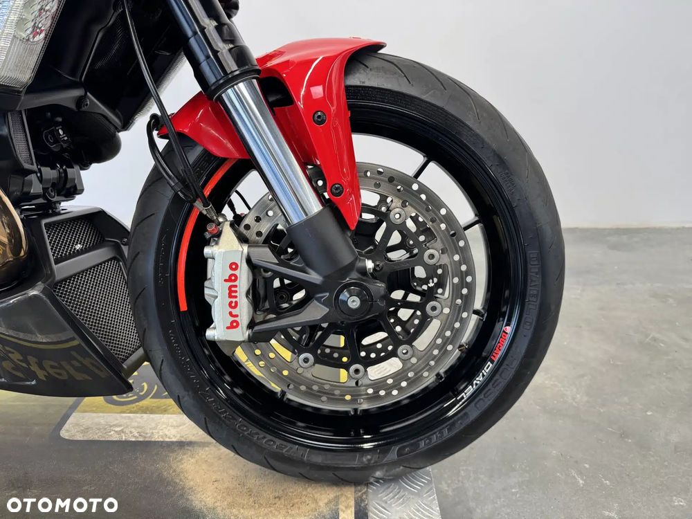 Ducati Diavel - 7