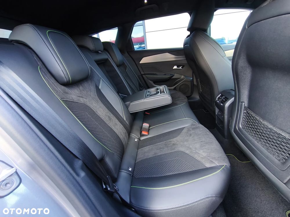 Peugeot 308 1.5 BlueHDi GT Exclusive S&S EAT8 - 19