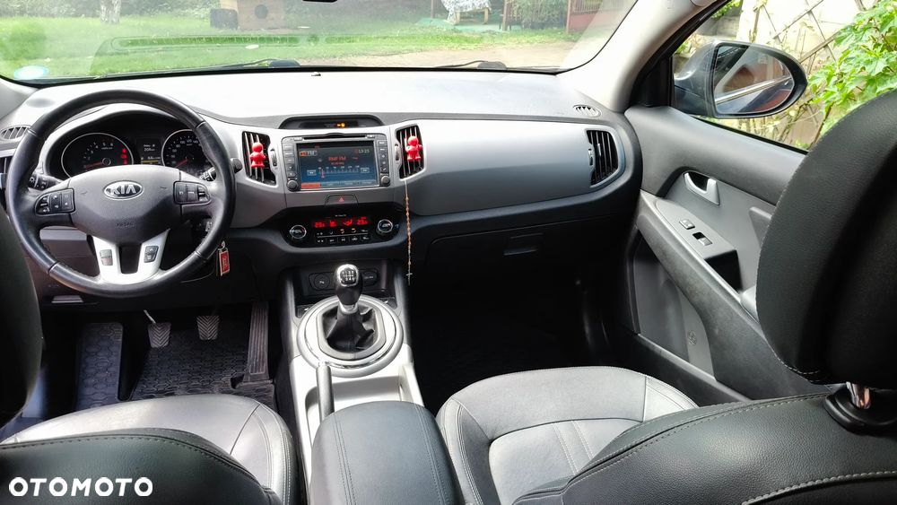 Kia Sportage - 16