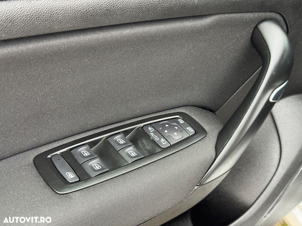 Renault Megane Blue dCi 116 EDC Intens - 22