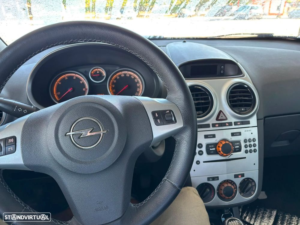 Opel Corsa 1.3 CDTI Enjoy EcoFLEX - 3