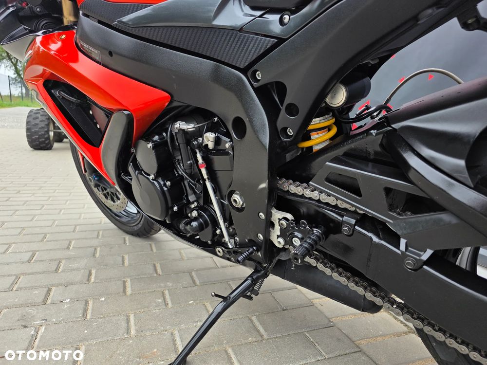 Suzuki GSX-R - 21