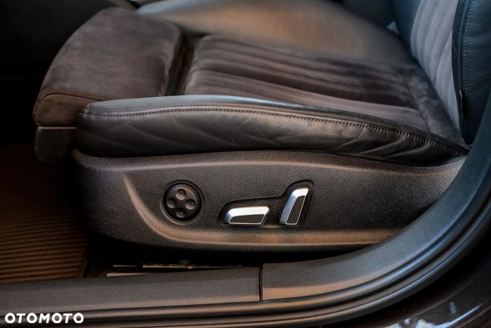 Audi A6 Allroad quattro 3.0 TDI S tronic DPF - 19