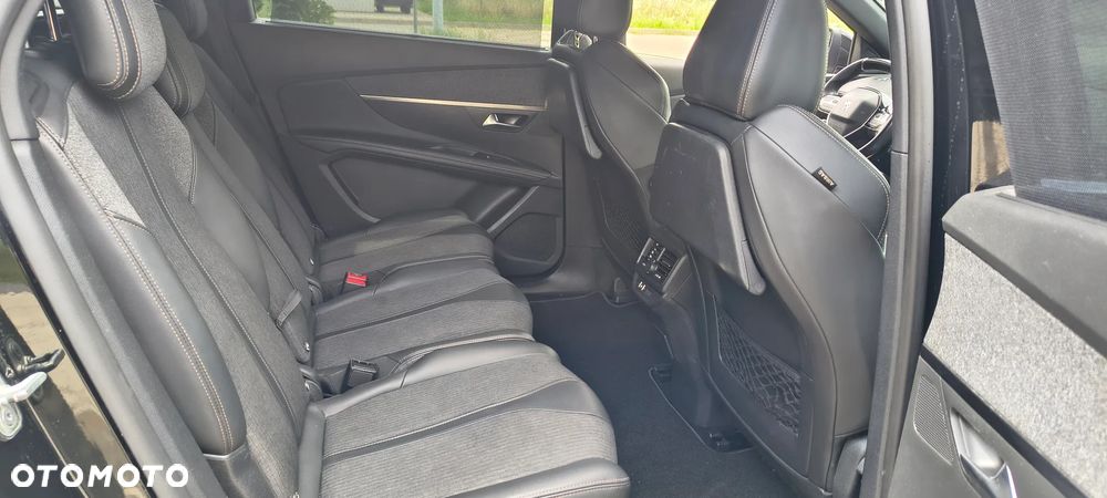 Peugeot 5008 - 16