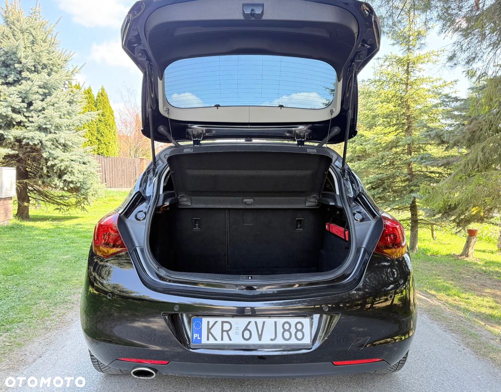 Opel Astra 1.4 Turbo Cosmo - 33