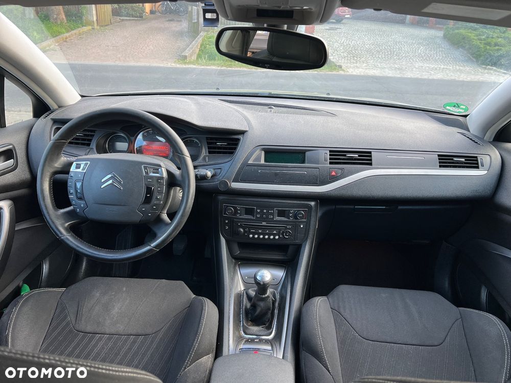 Citroën C5 2.0 16V Confort - 5