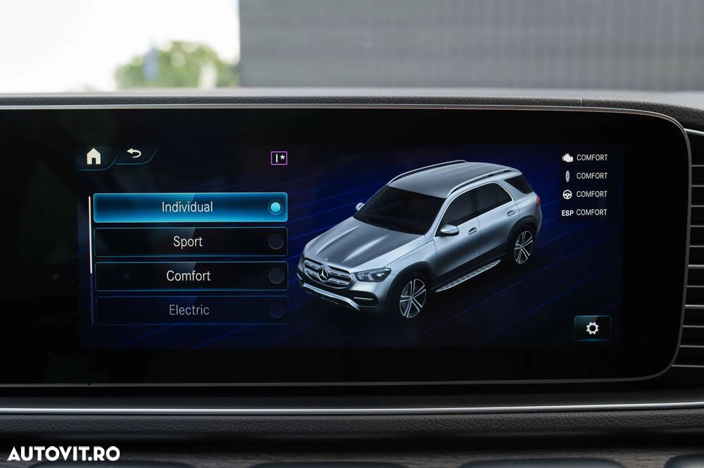 Mercedes-Benz GLE - 32