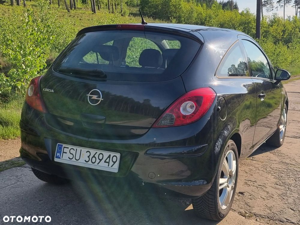 Opel Corsa 1.2 16V Essentia - 6