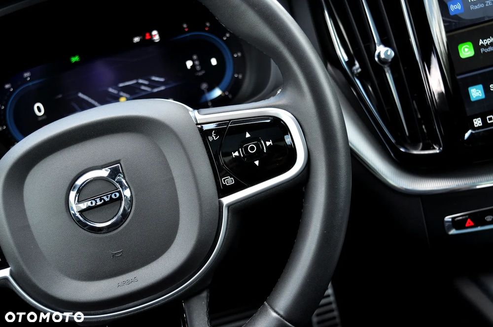 Volvo XC 60 B4 D AWD Geartronic RDesign - 22