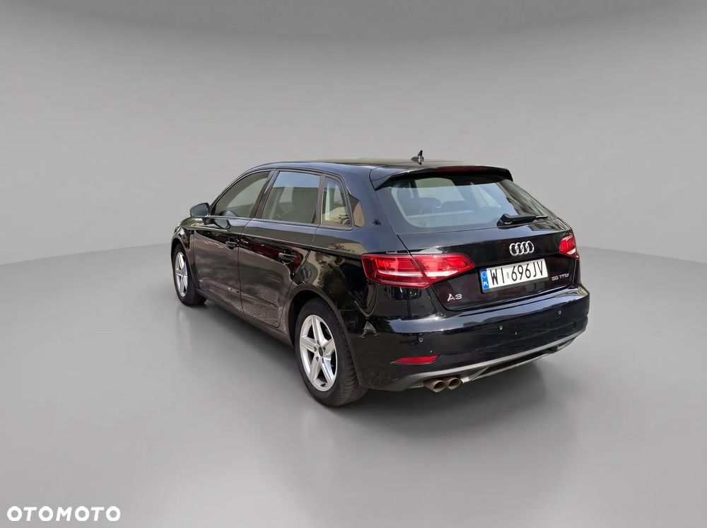 Audi A3 Sportback 35 TFSI S tronic - 3