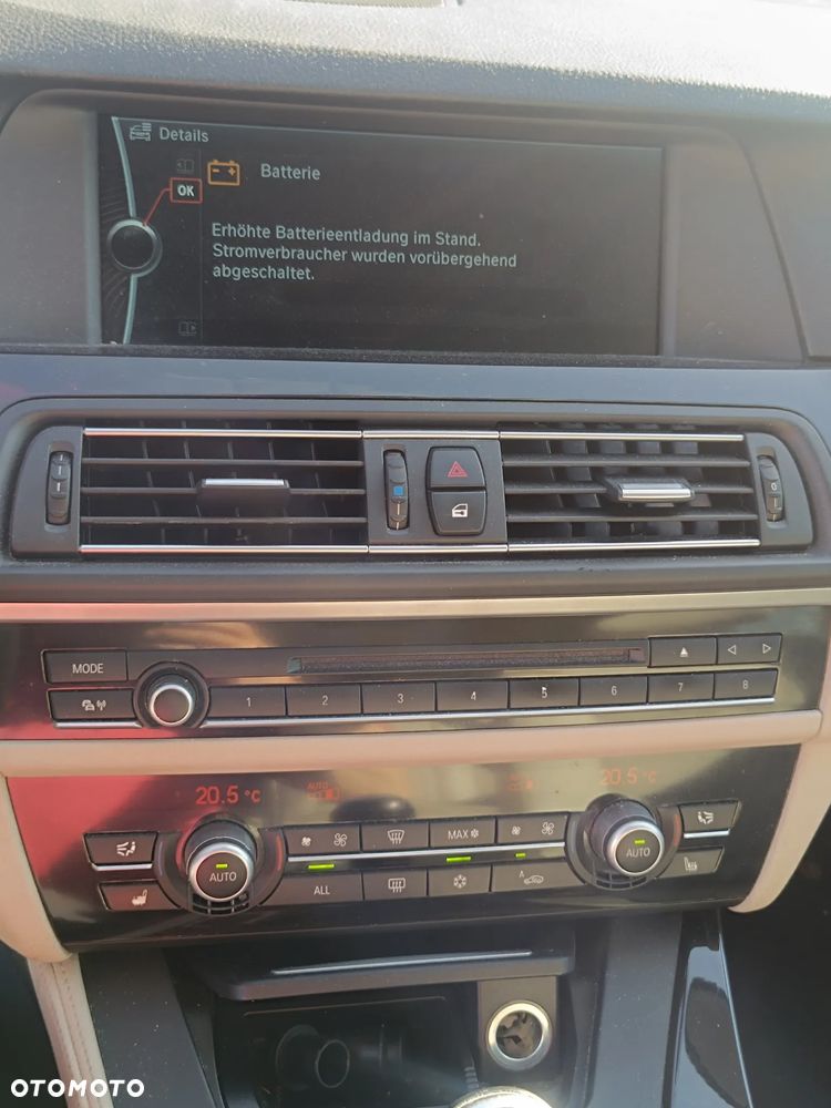 BMW Seria 5 520d Luxury Line - 10