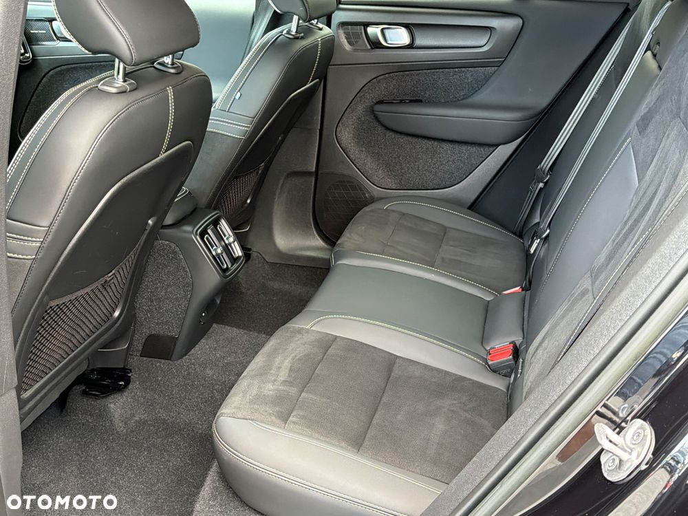 Volvo XC 40 B4 B Geartronic RDesign - 29