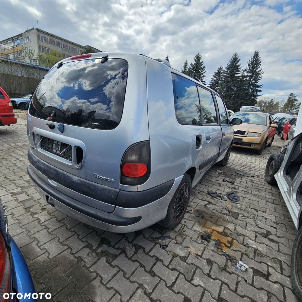 RENAULT, ESPACE 2.0 KAT (1998) 2,0 B 84 kW / 115 KM (kod lak: MV647) - 8