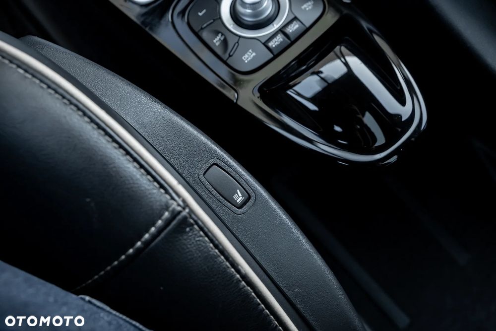 Renault Grand Espace 2.0 dCi Initiale - 32