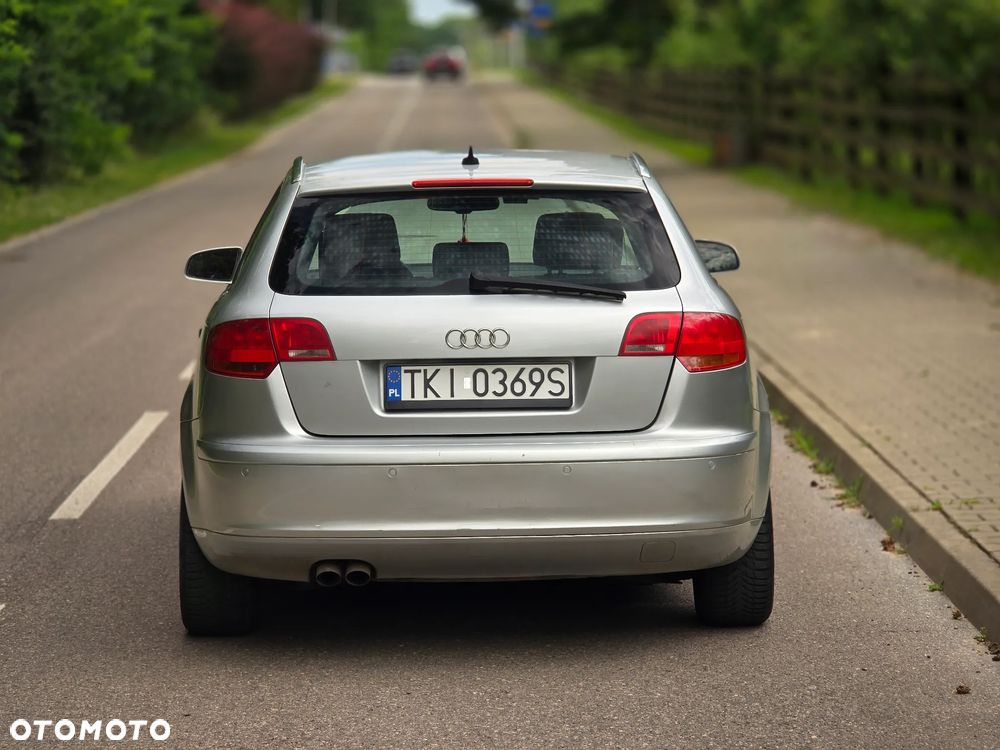 Audi A3 Sportback 1.9 TDI DPF S tronic S line Sportpaket (plus) - 17