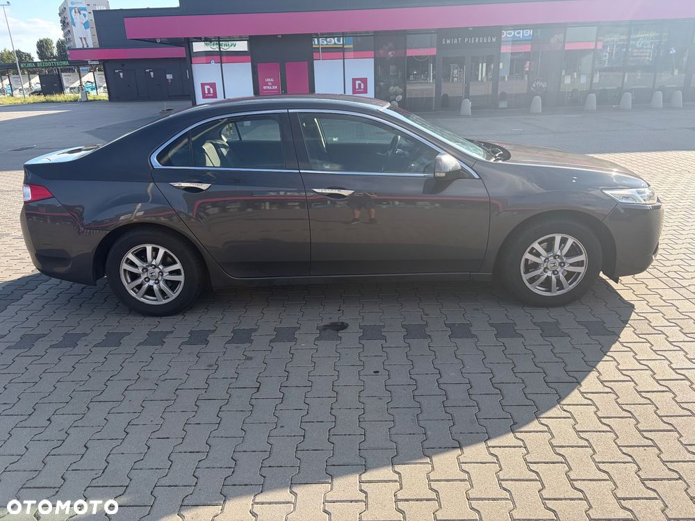Honda Accord 2.0 Comfort - 8