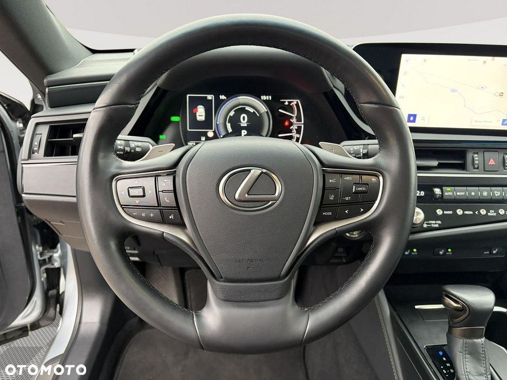 Lexus ES - 14