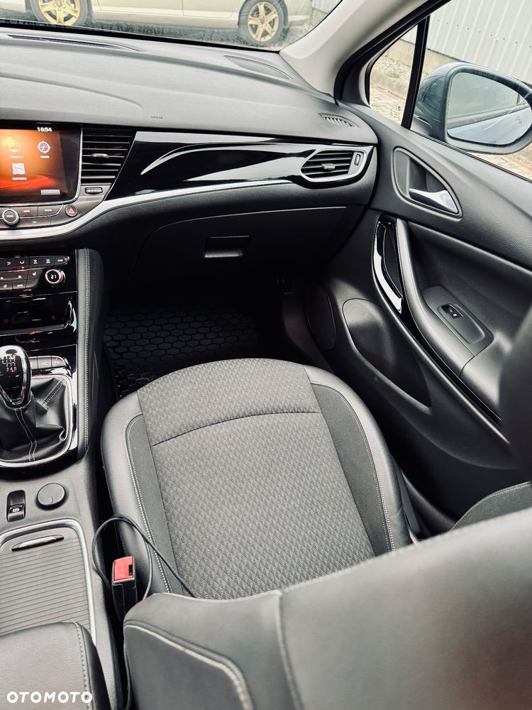 Opel Astra 1.4 Turbo Innovation - 34