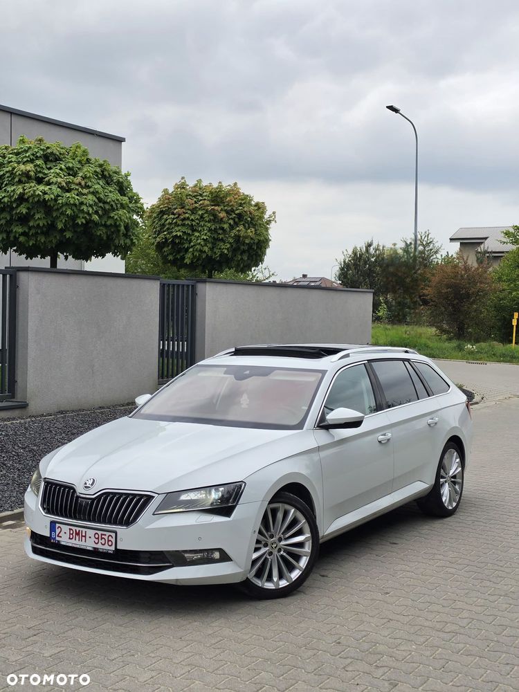 Skoda Superb 2.0 TDI Sportline - 4