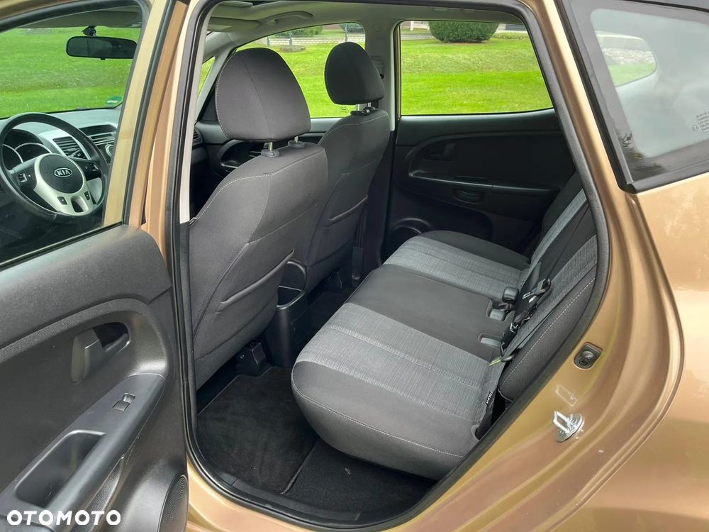 Kia Venga 1.4 CVVT Edition 7 - 14