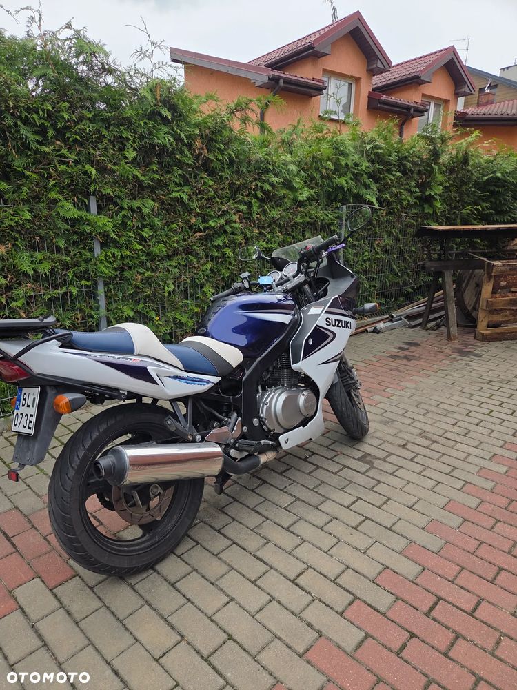 Suzuki GS - 3