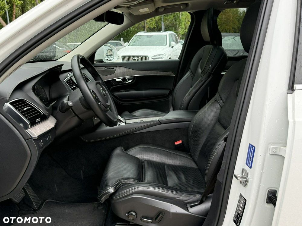 Volvo XC 90 - 10