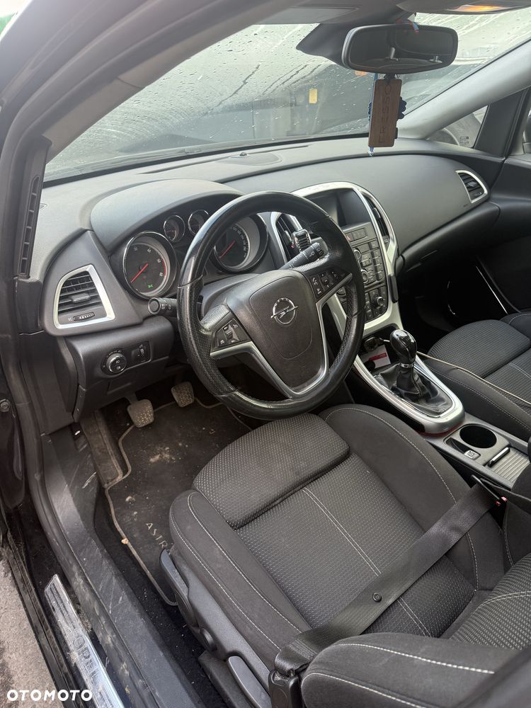 Opel Astra - 2