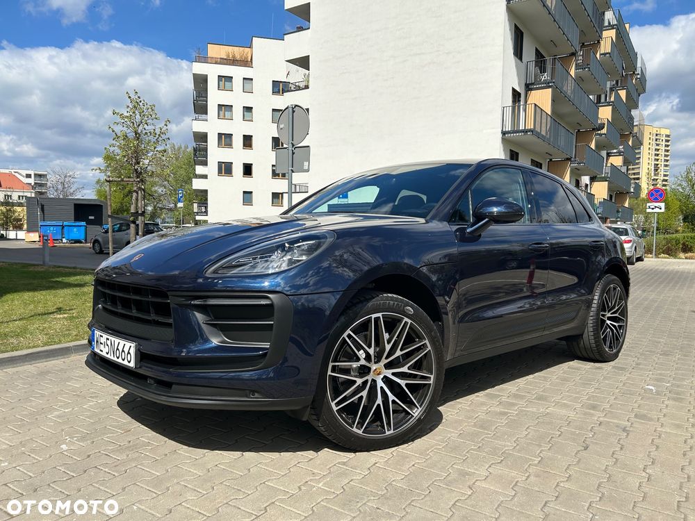 Porsche Macan Standard - 2