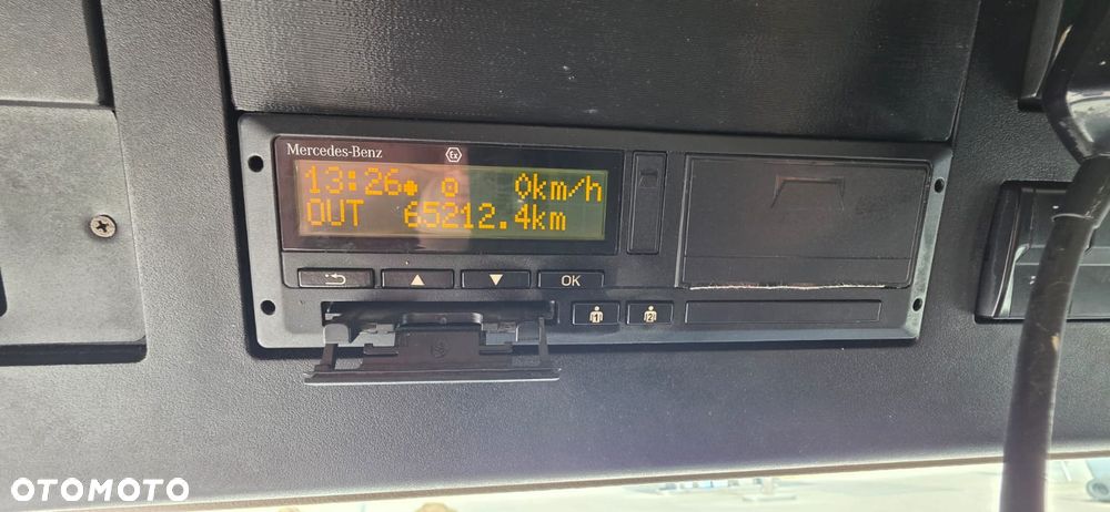 Mercedes-Benz ACTROS - 7