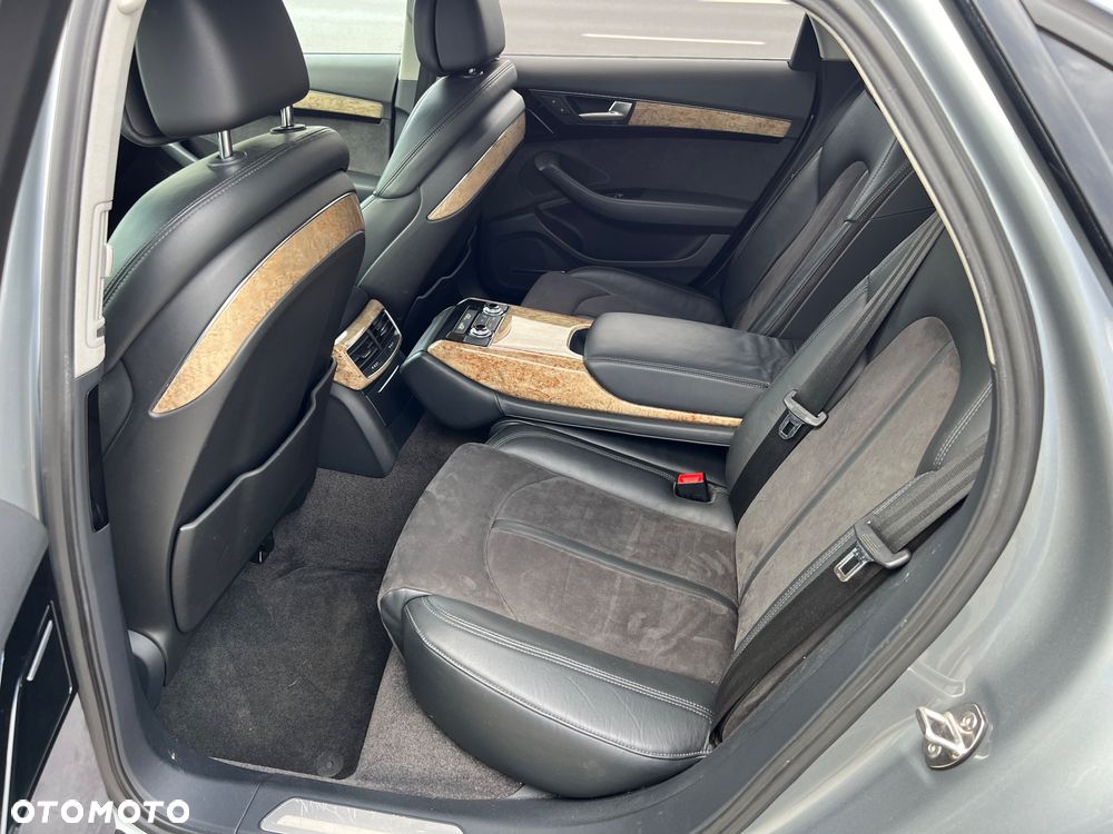 Audi A8 3.0 TDI DPF clean diesel quattro tiptronic - 13