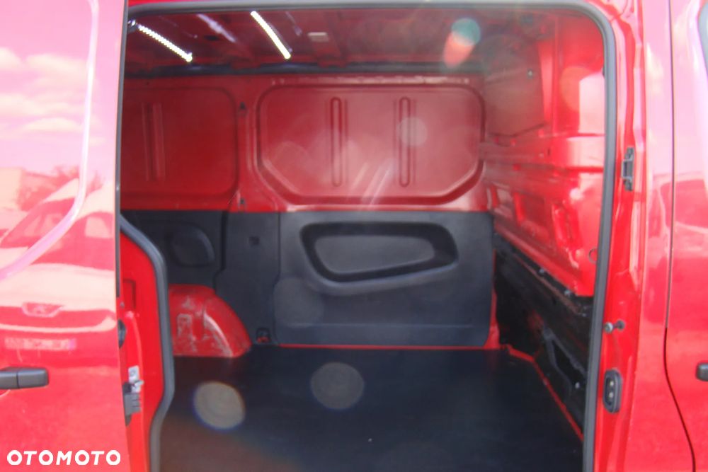 Renault Trafic - 13