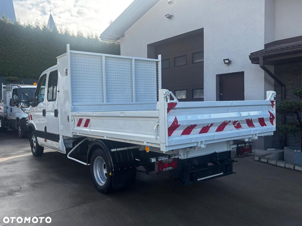 Iveco Daily Doka Dubelkabina 7 osób z wywrotką - 7